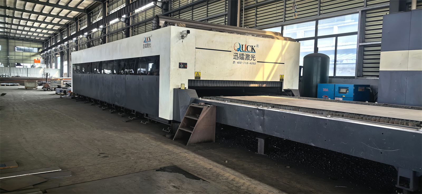 大型激光切割机